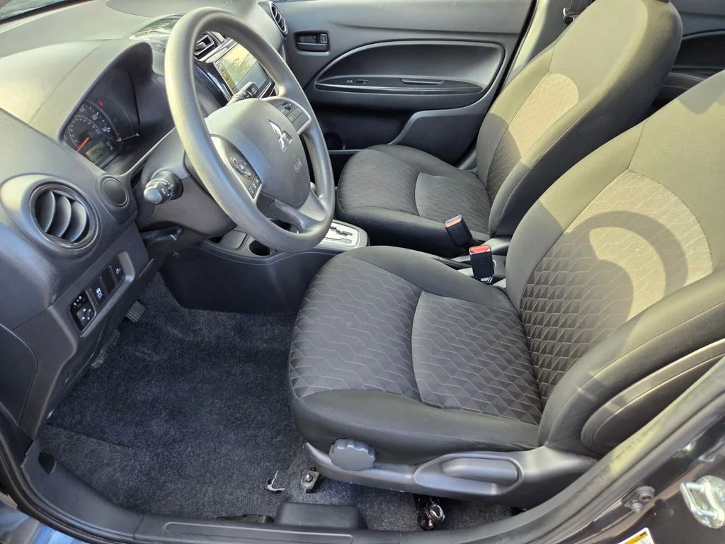 Used 2024  Mitsubishi ES image 13
