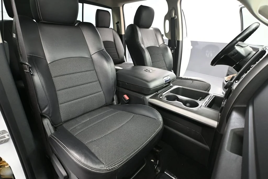 Used 2018 White Ram Sport image 37