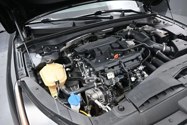 Used 2023 Black Kia GT-Line image 41