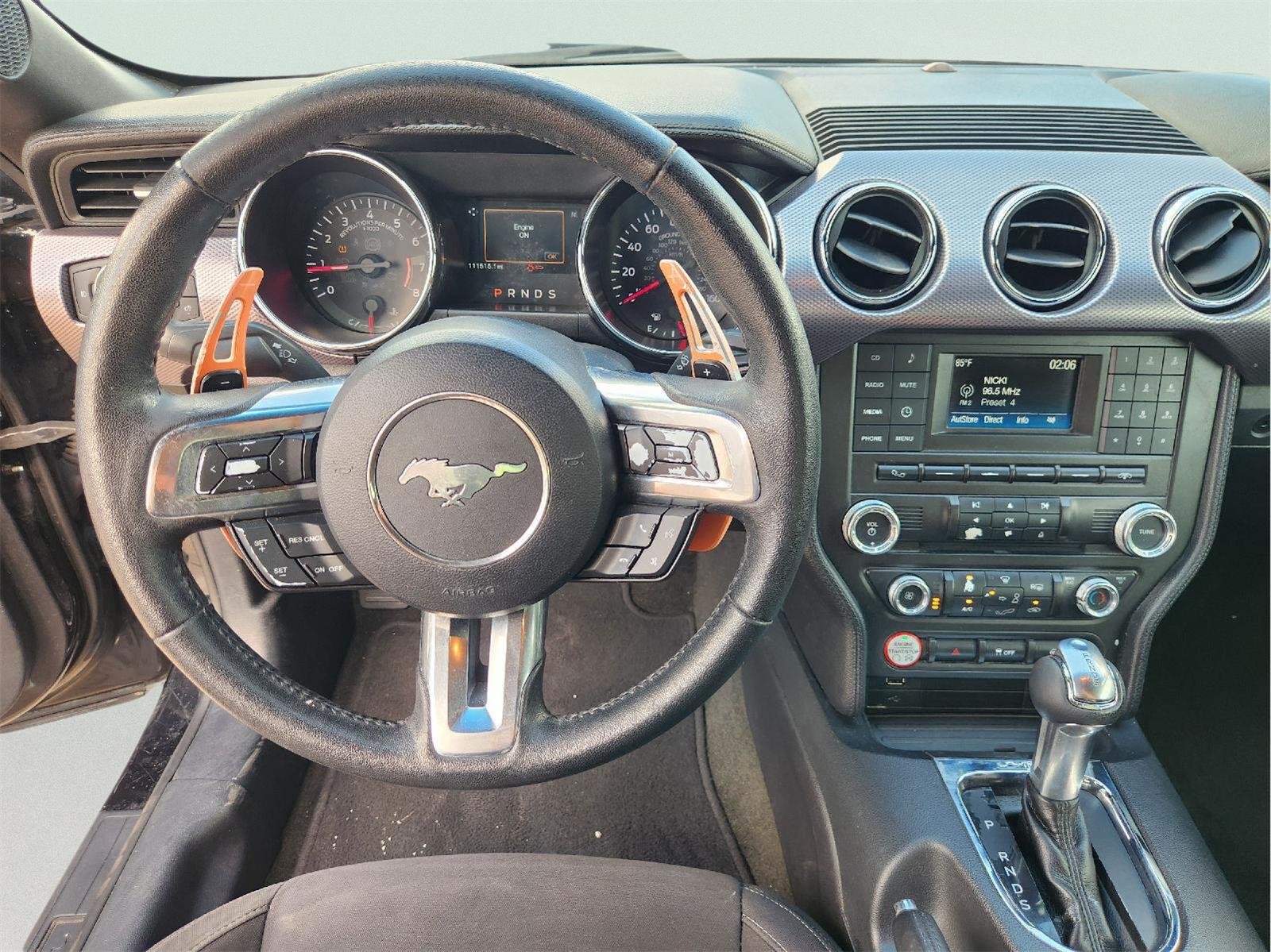 2017 Ford Mustang photo 27 of 33