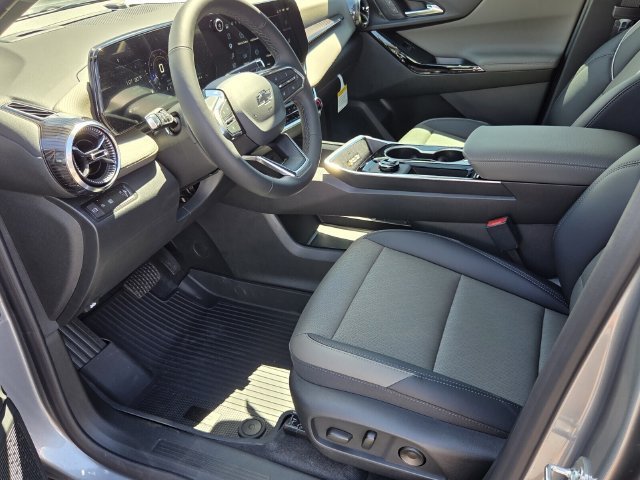 2027 Chevrolet Equinox LT - Photo 6