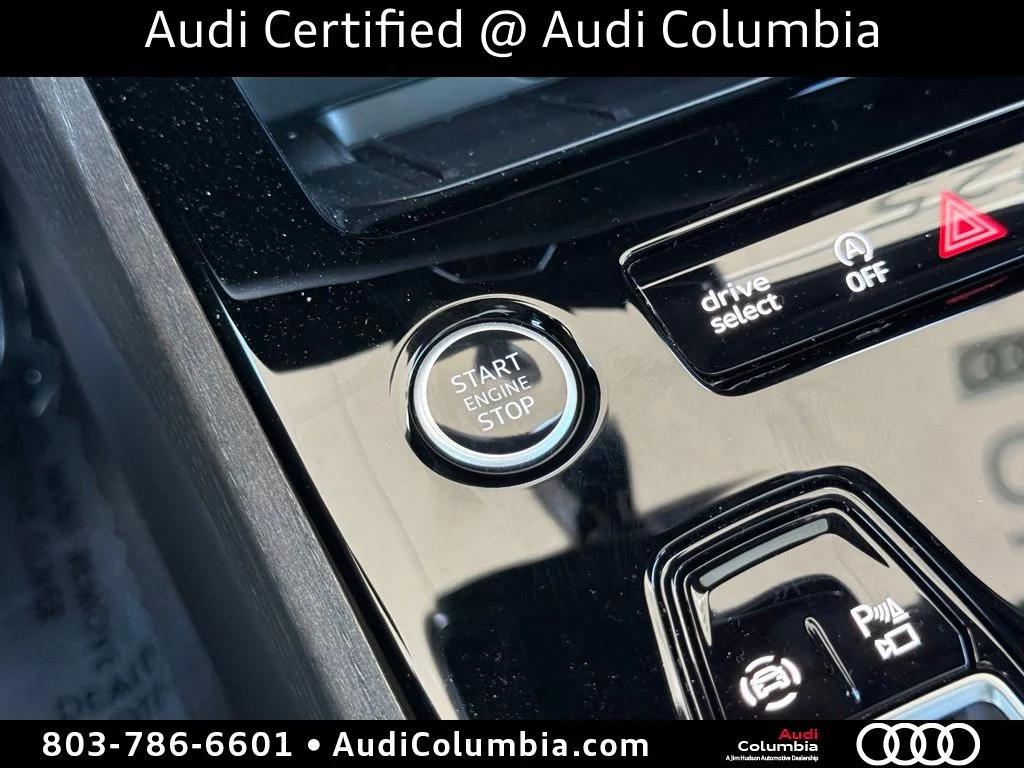 Used 2025  Audi 2.0T Premium image 29