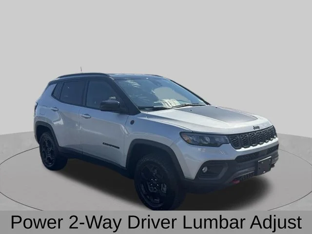 Used 2024 Silver Jeep Trailhawk image 10