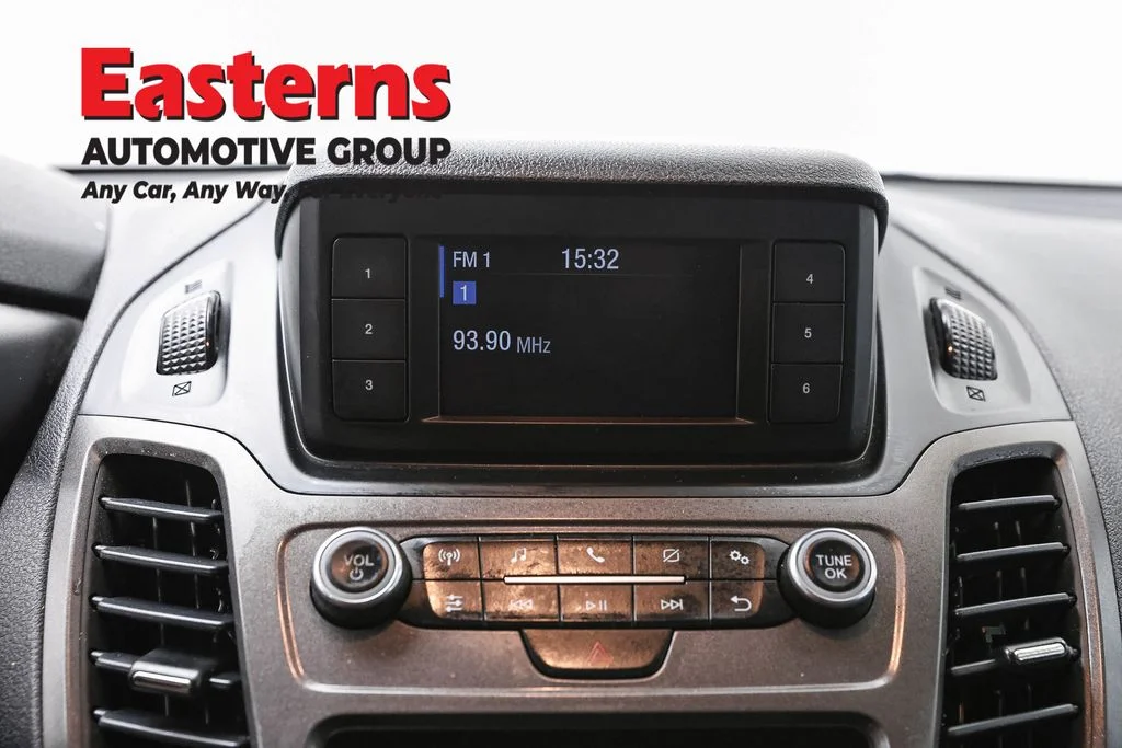 Used 2019 White Ford XL image 18
