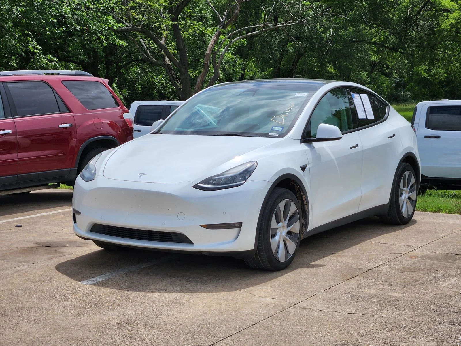 Used 2022 White Tesla Long Range image 3