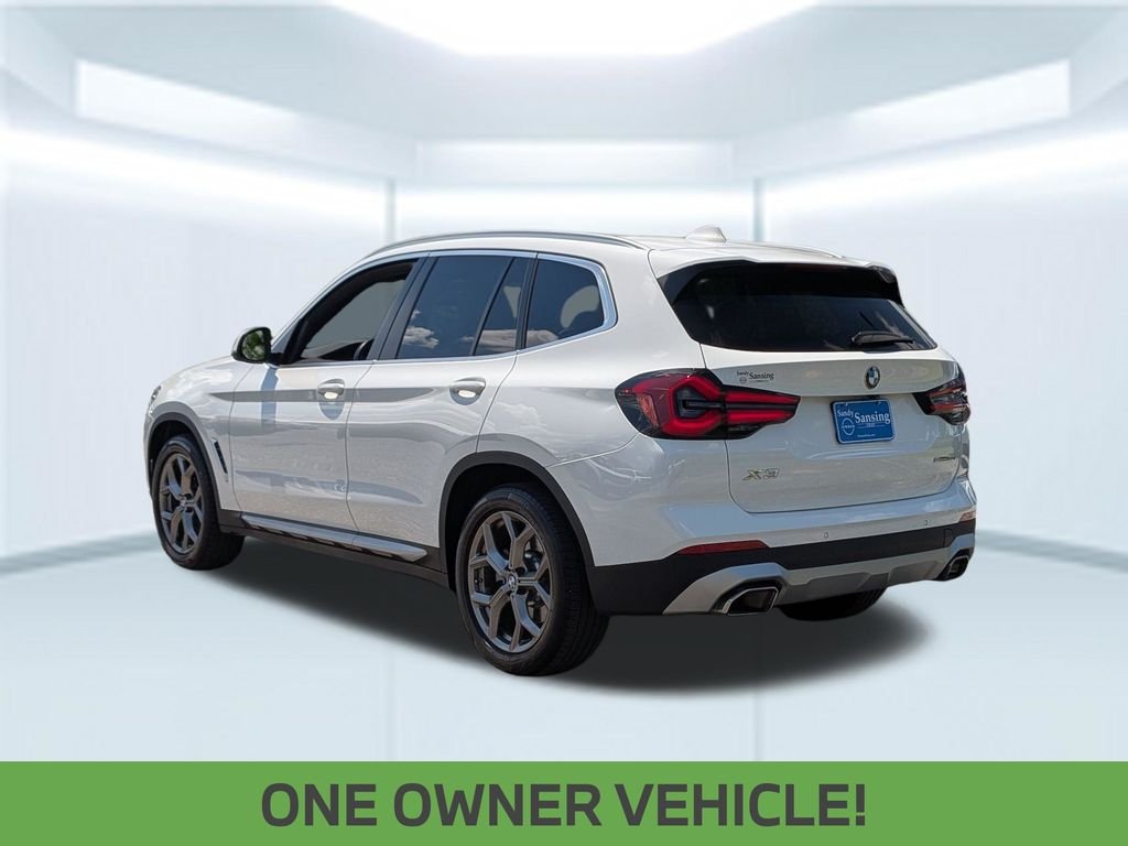 Used 2024 White BMW sDrive30i image 4