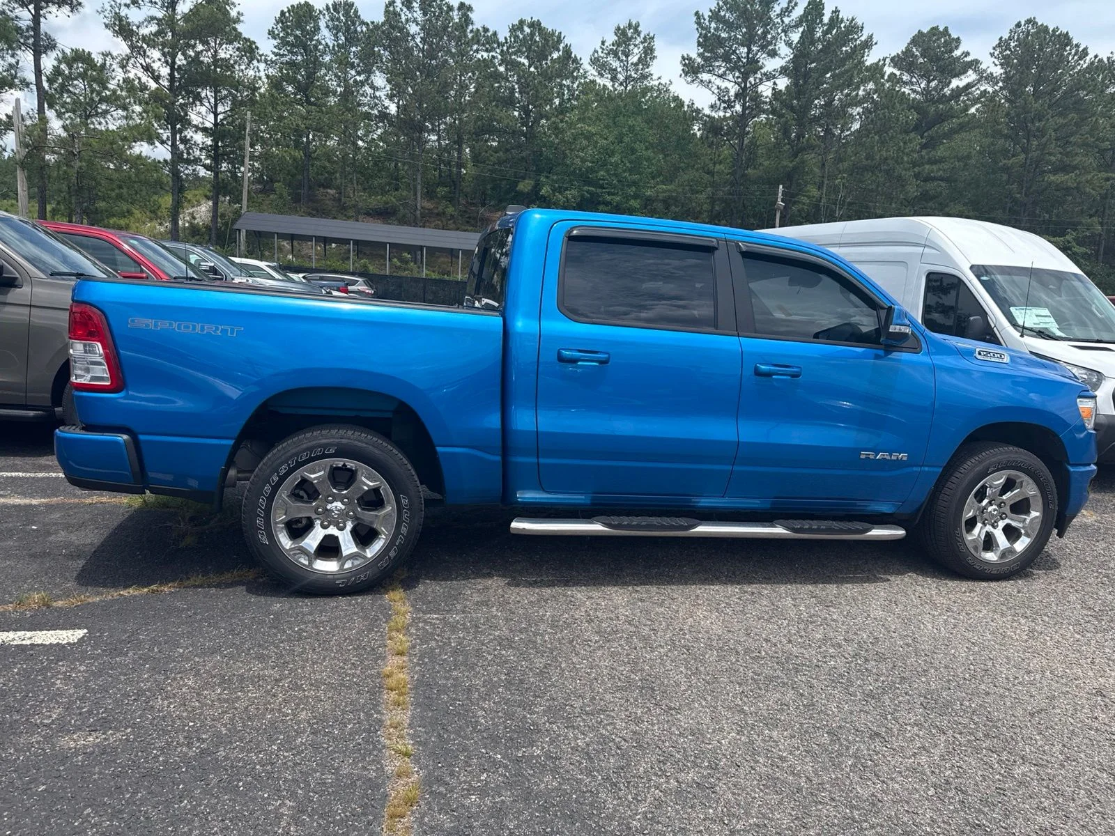 Used 2022 Blue Ram Big Horn/Lone Star image 7