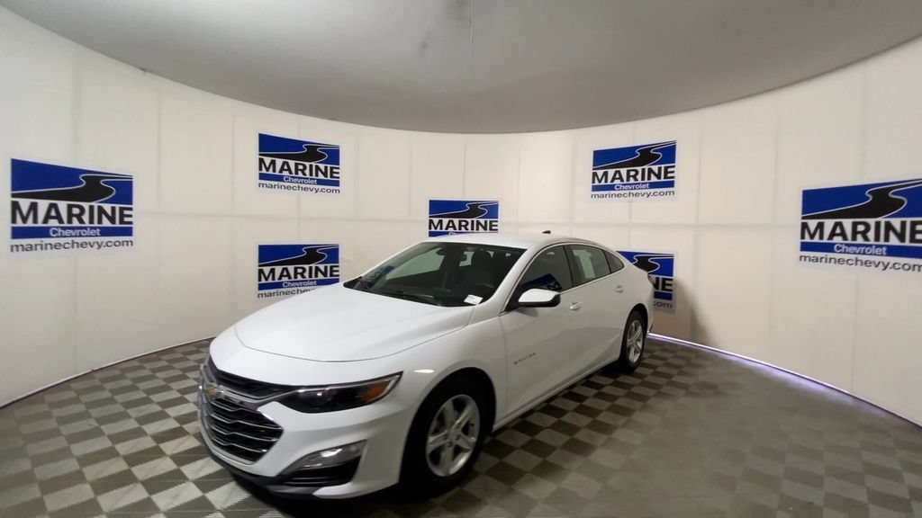 Used 2024 Summit White Chevrolet FL image 6
