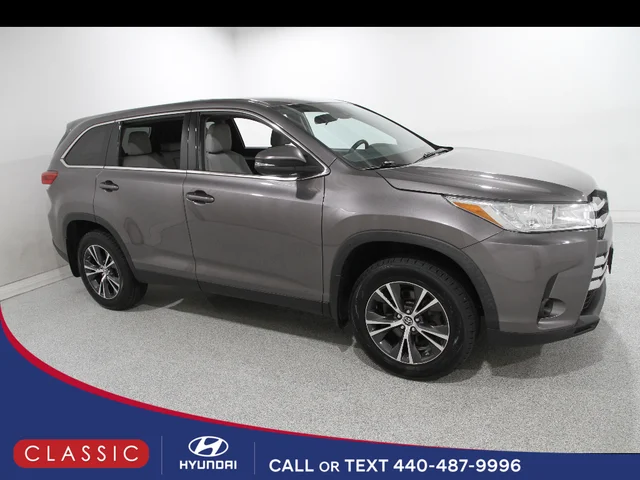 2019 Toyota Highlander LE