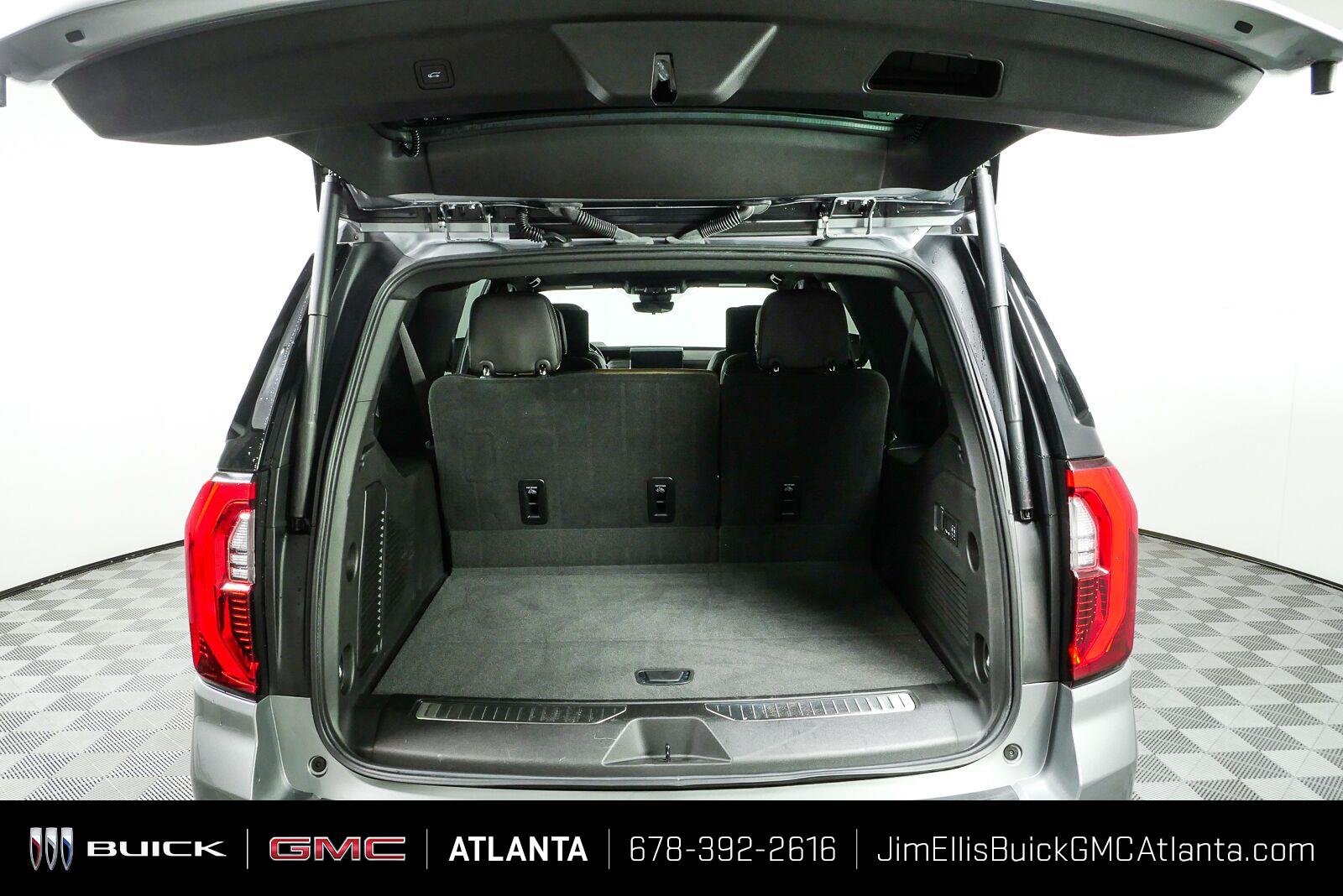 Used 2025 Sterling Metallic GMC Denali Ultimate image 33