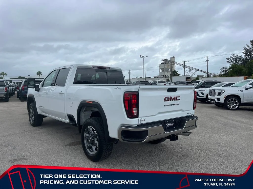 New 2026 Summit White GMC SLE image 4