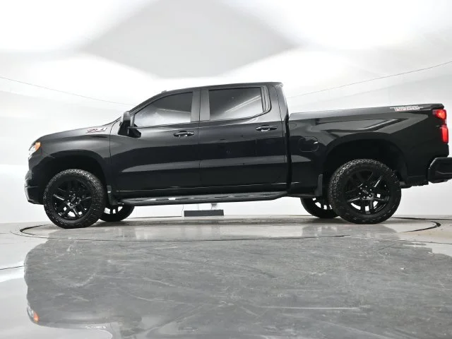 Used 2022 BLACK Chevrolet LT Trail Boss image 27