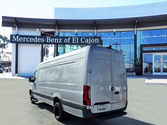 Used 2024 Silver Mercedes-Benz Cargo 170 WB image 3