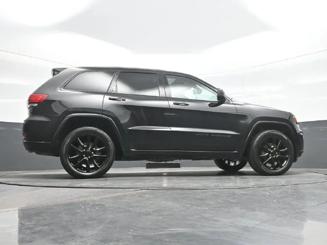 2020 Jeep Grand Cherokee Altitude - Photo 25