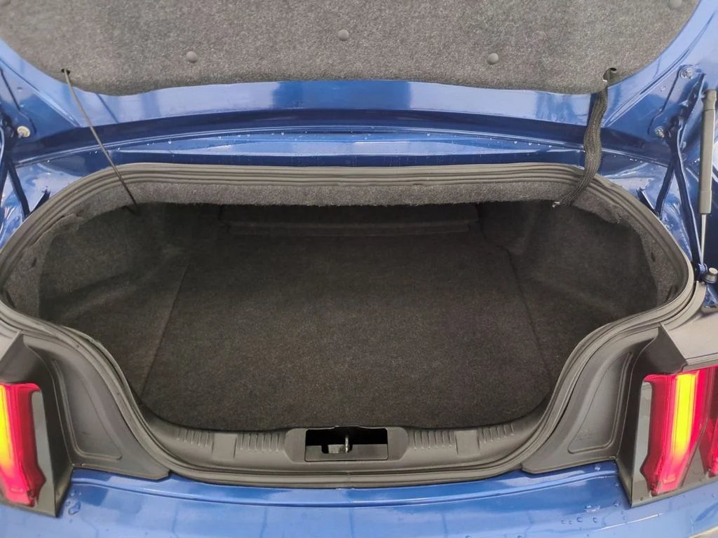 Used 2022 Blue Metallic Ford EcoBoost Premium image 23