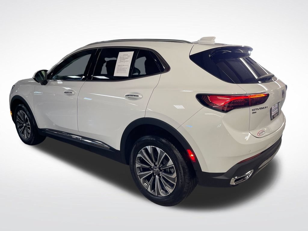 Used 2026 Summit White Buick Preferred image 3