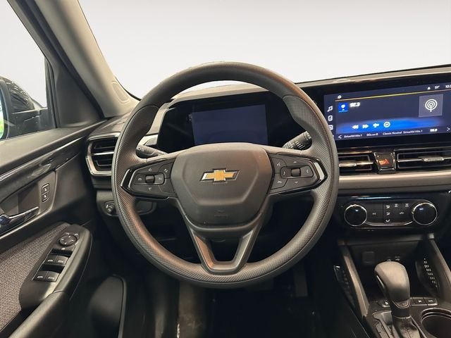 Used 2025 Black Chevrolet LT image 12