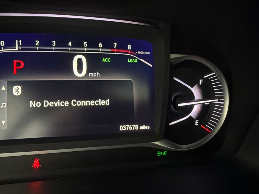 Used 2023 White Honda EX-L image 15