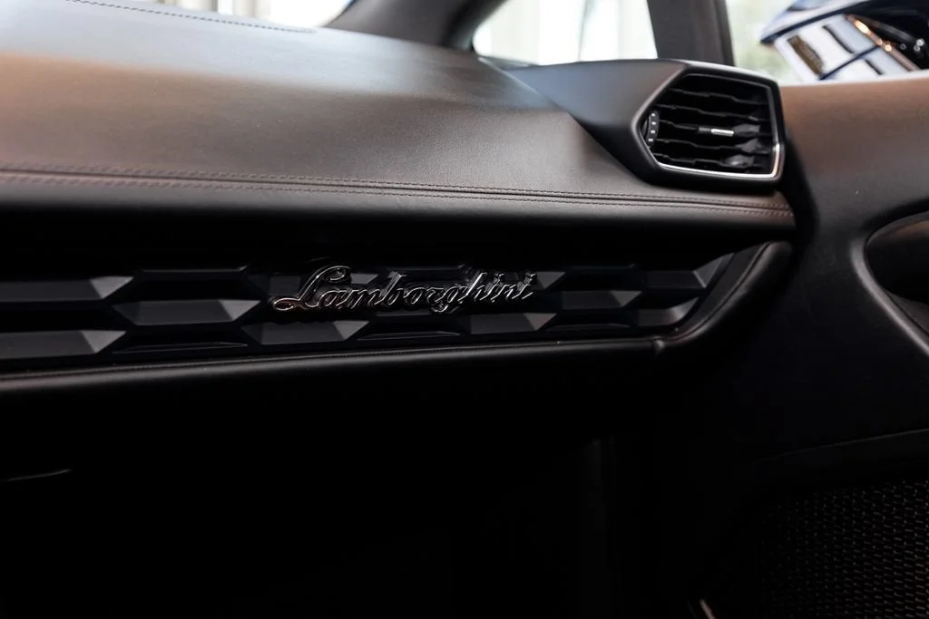 Used 2016 Black Lamborghini LP610-4S image 24