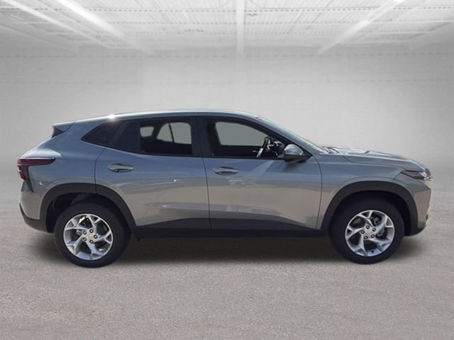 2026 Chevrolet Trax LS - Photo 27