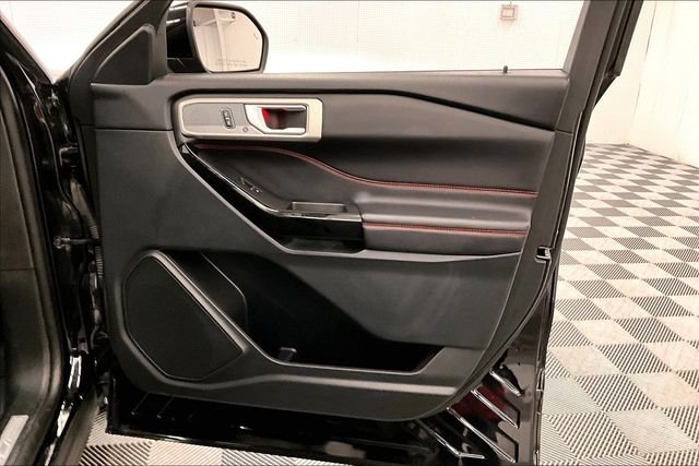 2023 Ford Explorer ST-LINE - Photo 22