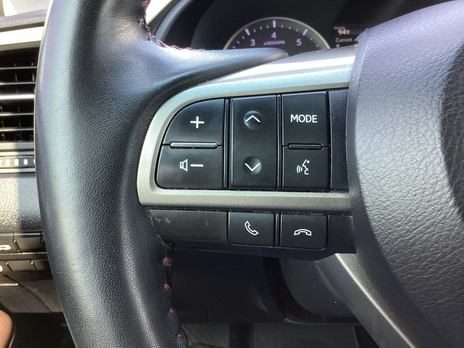 Used 2019 White Pearl Lexus 350 image 18