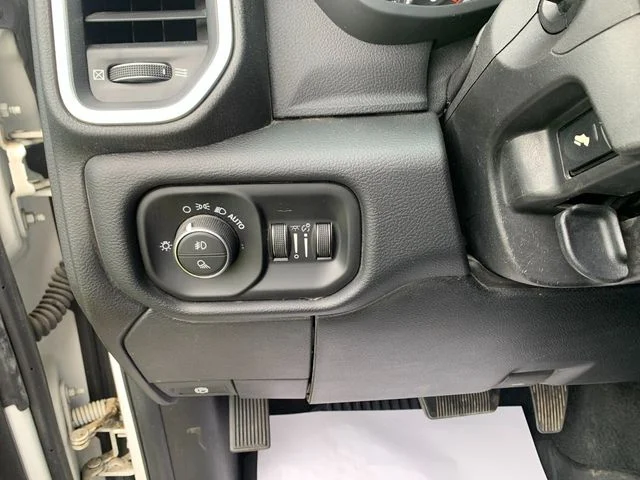 Used 2019 White Ram Laramie image 31
