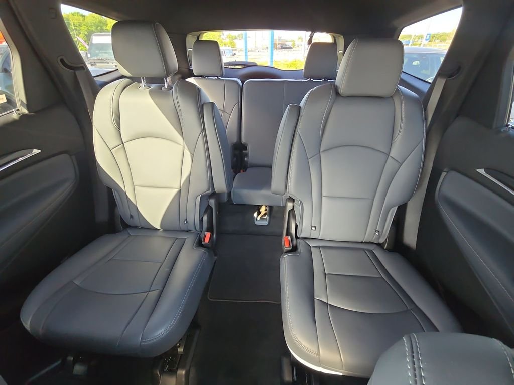 Used 2024 Black Buick Essence image 29