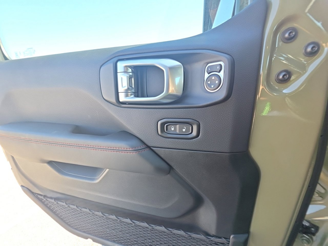 New 2027 41 Paint Jeep Moab 392 image 48