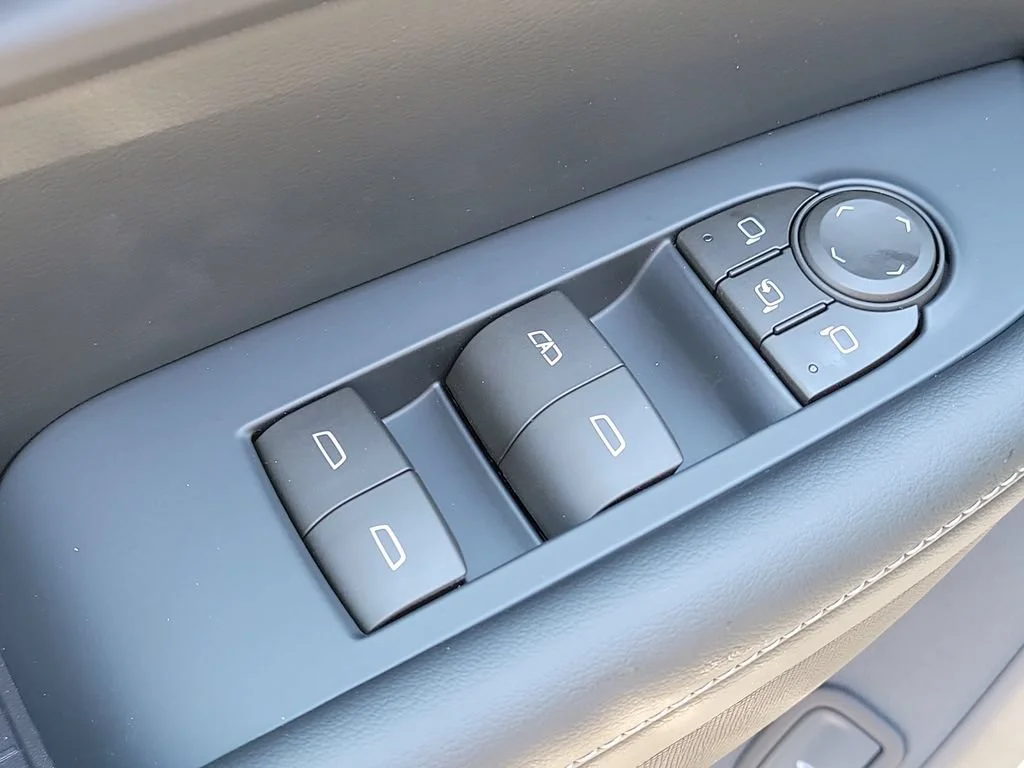 2026 Buick Enclave Preferred - Photo 19