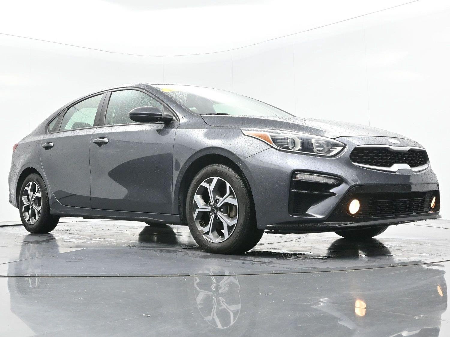 Used 2020 Gravity Gray Kia LXS image 37