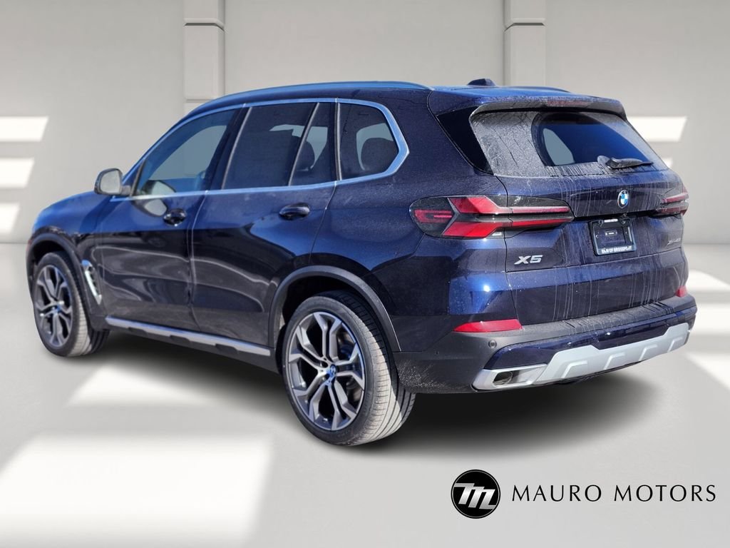 Used 2026 Blue BMW xDrive40i image 5