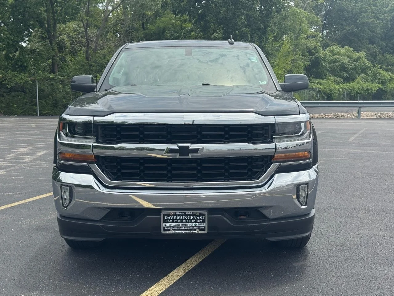 Used 2018 Graphite Metallic Chevrolet LT image 10
