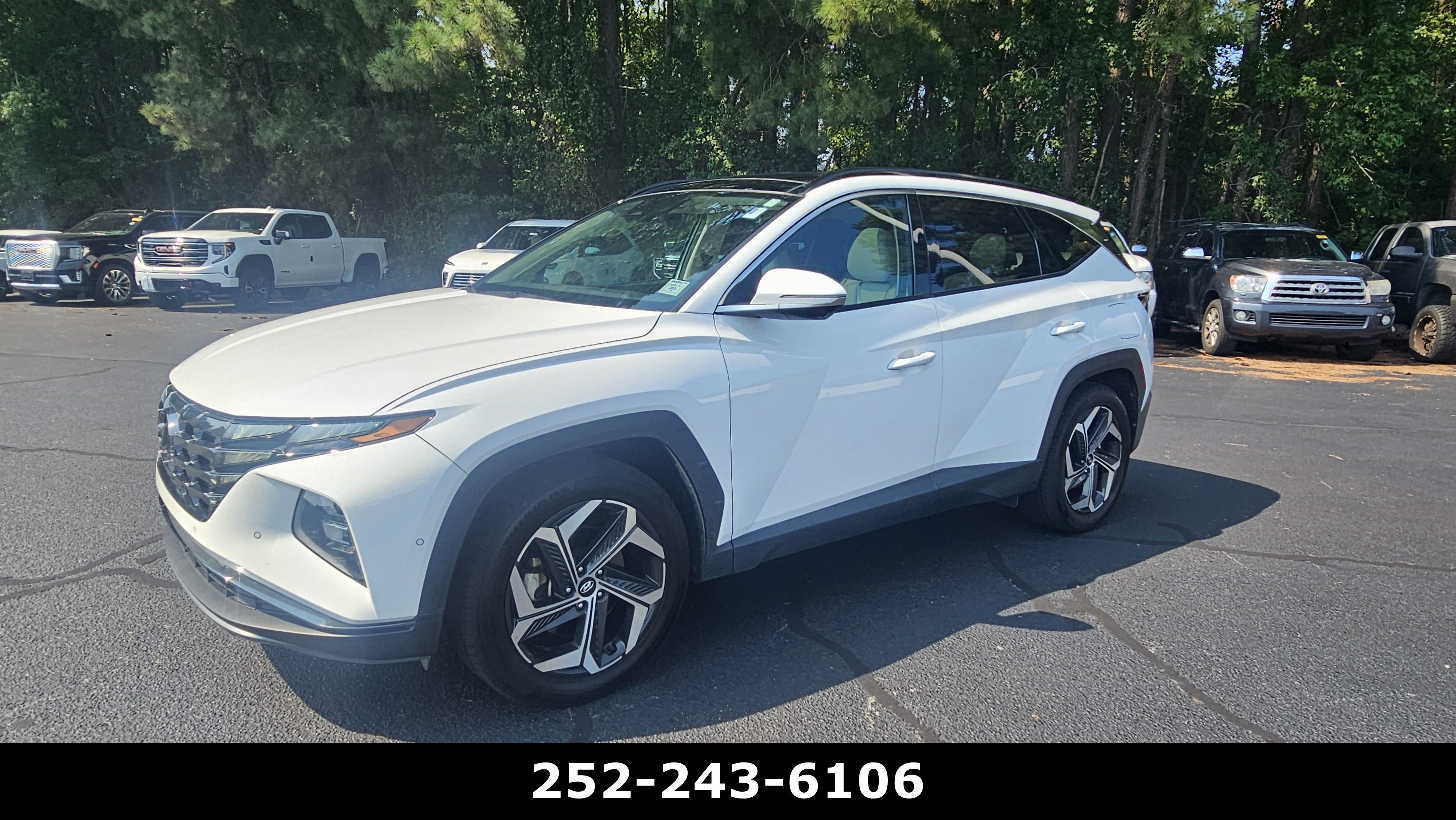 Used 2024 White Pearl Hyundai Limited image 3