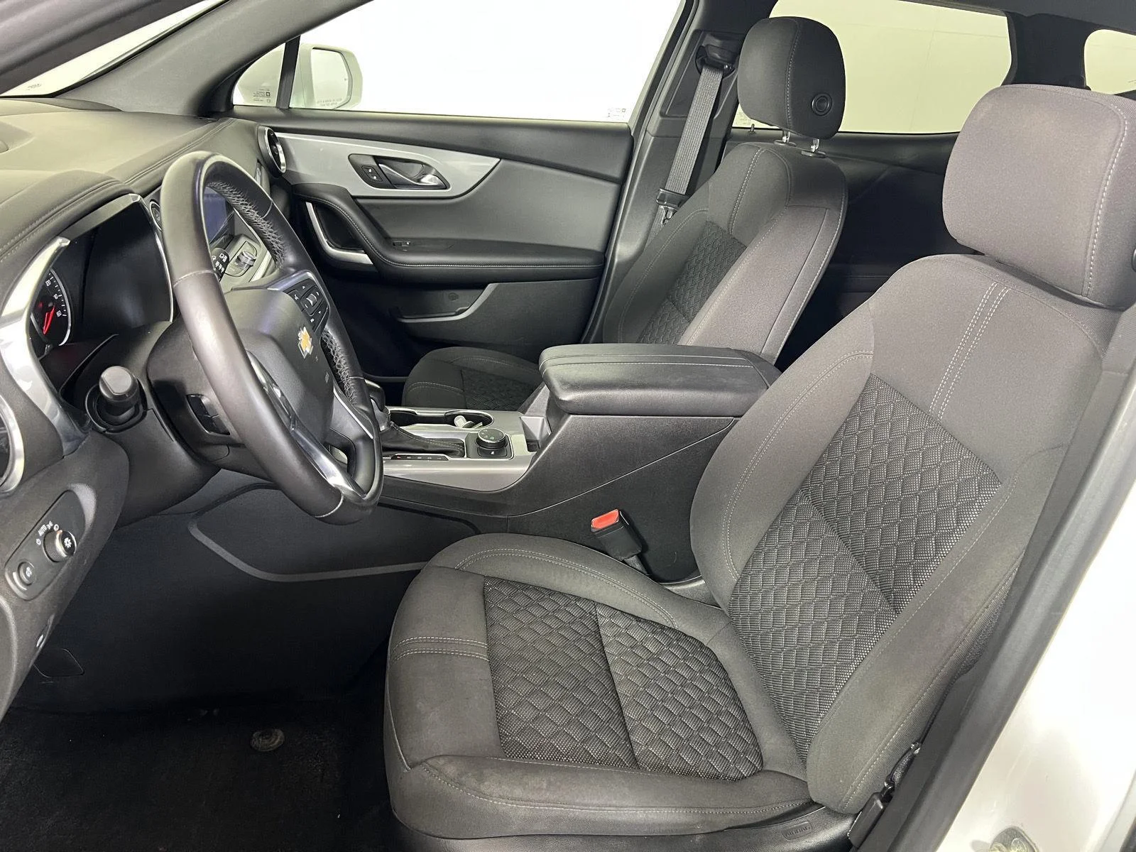 Used 2020 Summit White Chevrolet LT image 5