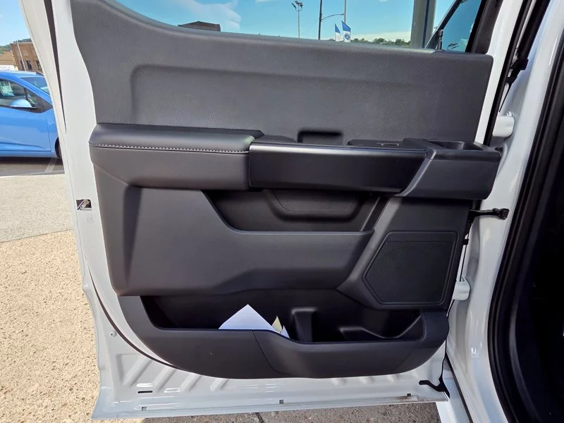 New 2026 Oxford White Ford STX® image 18