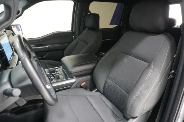 Used 2023 SILVER Ford XLT image 15
