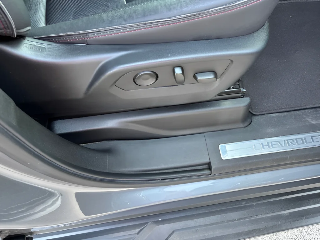 Used 2022 Steel Metallic Chevrolet RST image 49