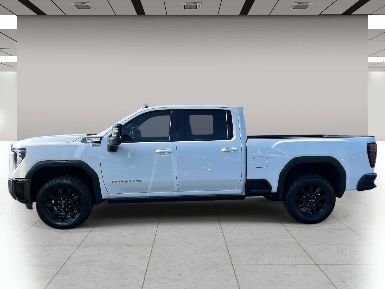 Used 2025 White GMC AT4 image 8