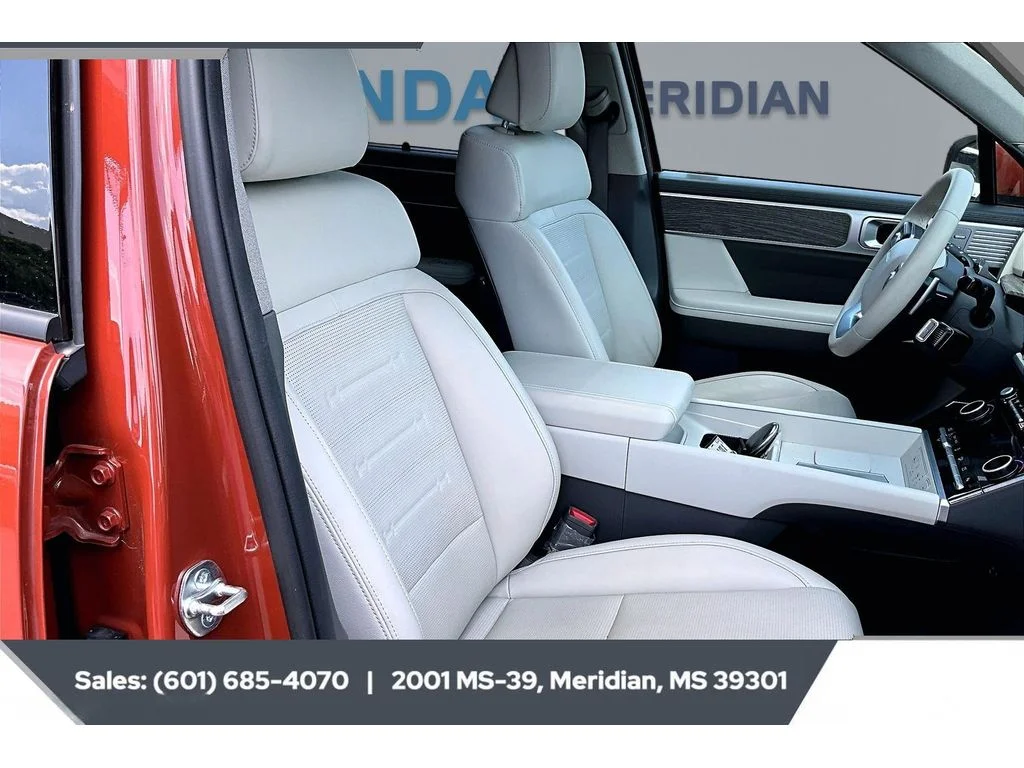 Used 2025 Terracotta Orange Hyundai Limited image 6