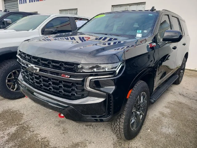 Used 2023 BLACK Chevrolet Z71 image 1