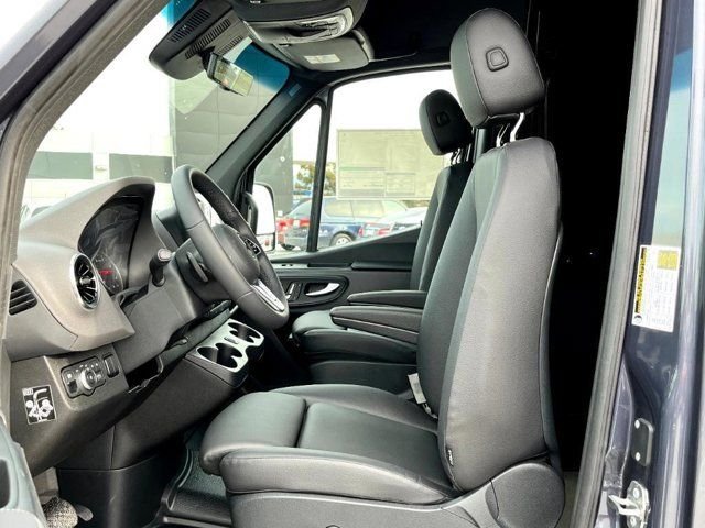 New 2024 Tenorite Gray Metallic Mercedes-Benz Cargo 144 WB image 18