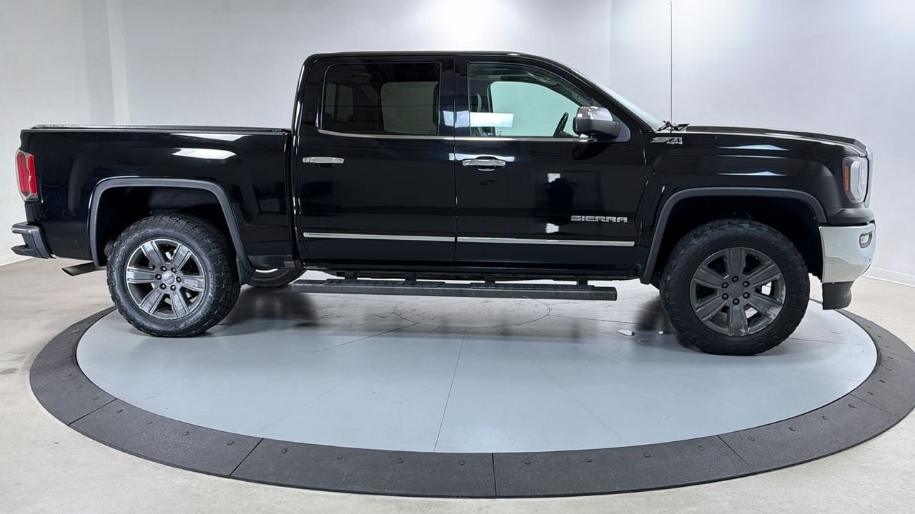 Used 2017 Black GMC SLT image 6