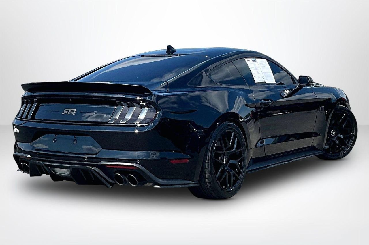 Used 2022 Shadow Black Ford GT Premium Fastback image 6