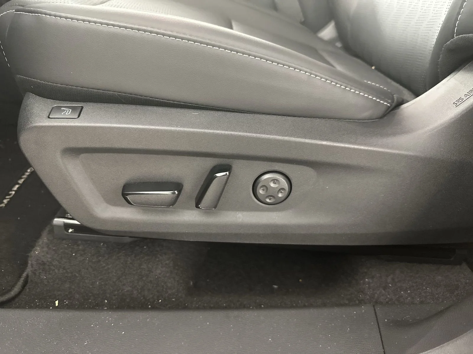 2025 Nissan Murano Platinum - Photo 12
