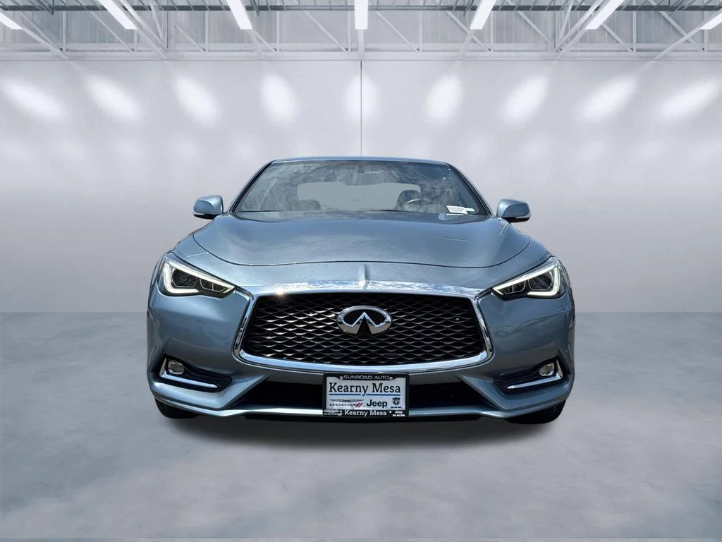 Used 2017 Blue INFINITI Red Sport 400 image 2