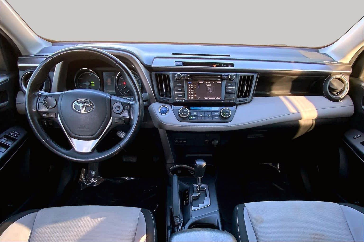 Used 2018 Silver Sky Metallic Toyota Hybrid XLE image 15