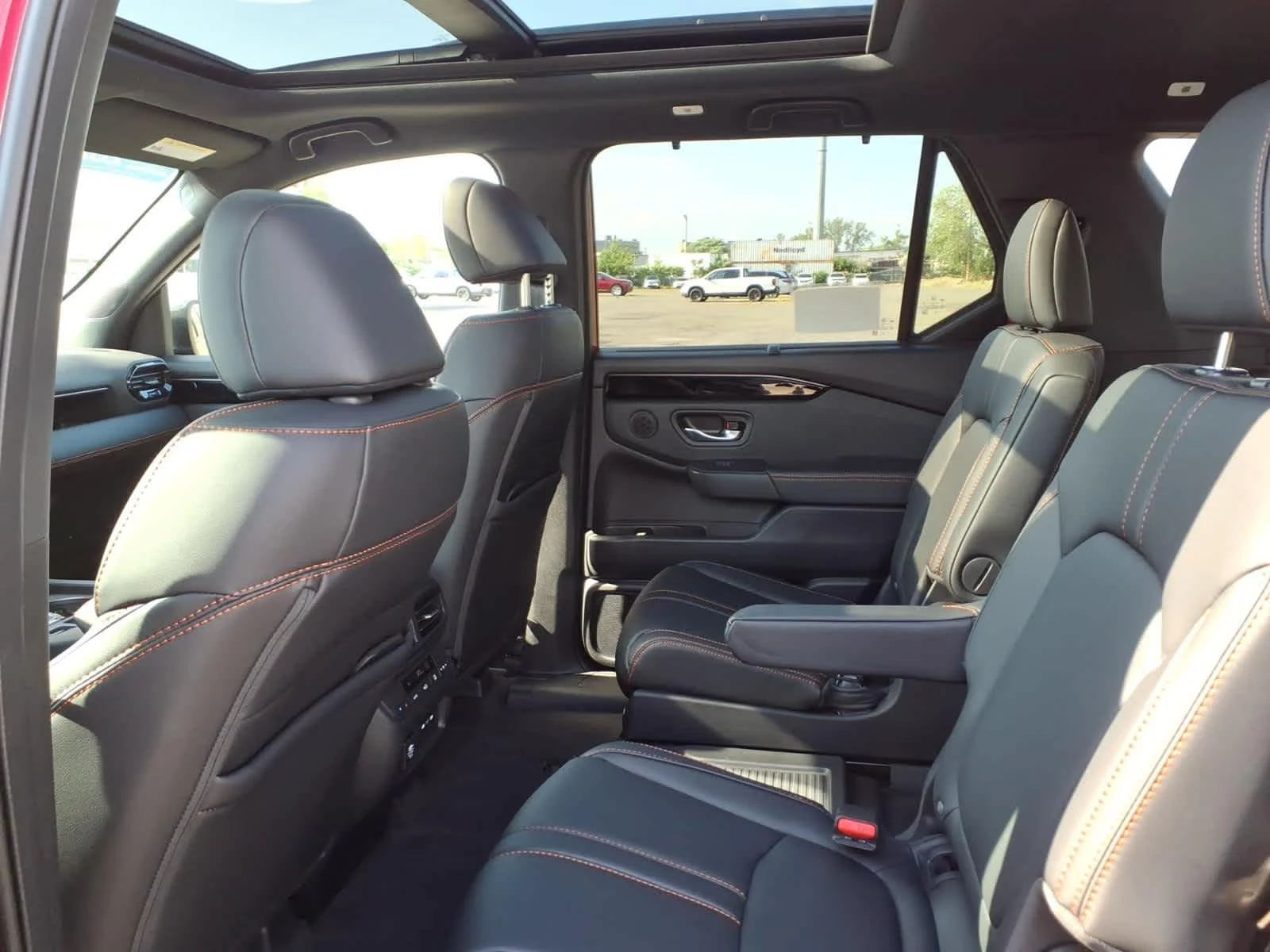 2025 Honda Pilot TrailSport - Photo 12