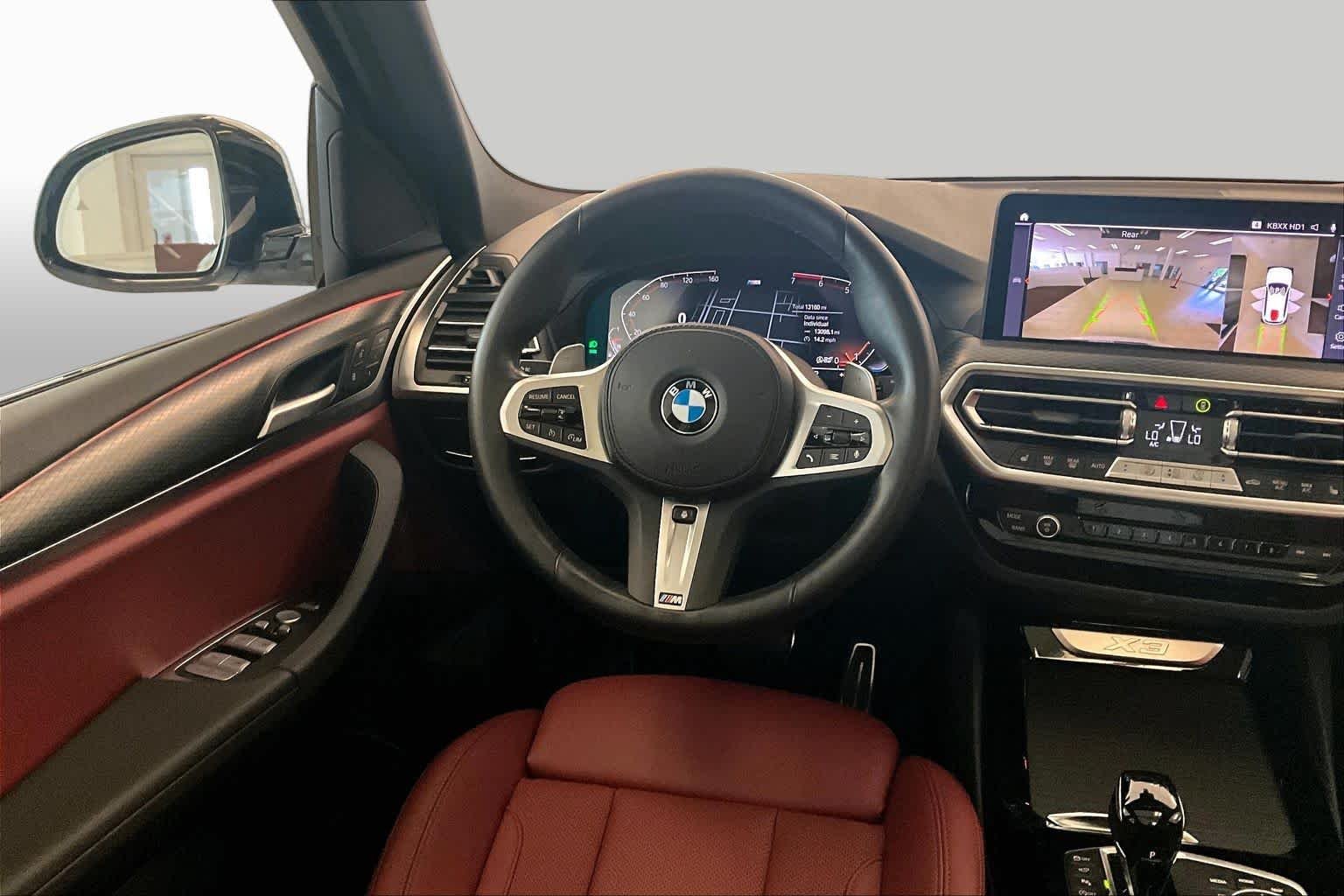 Used 2024 Alpine White BMW sDrive30i image 17