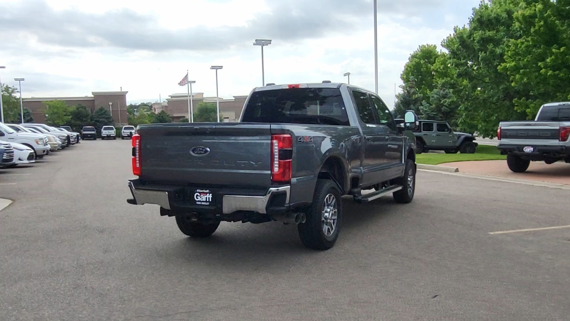 Certified Used 2025 Gray Metallic Ford LARIAT image 5